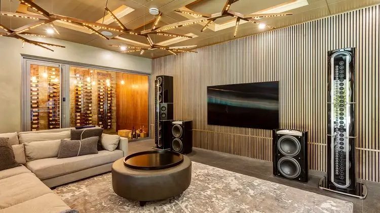 The Hi-Fi Centre showroom in Vancouver